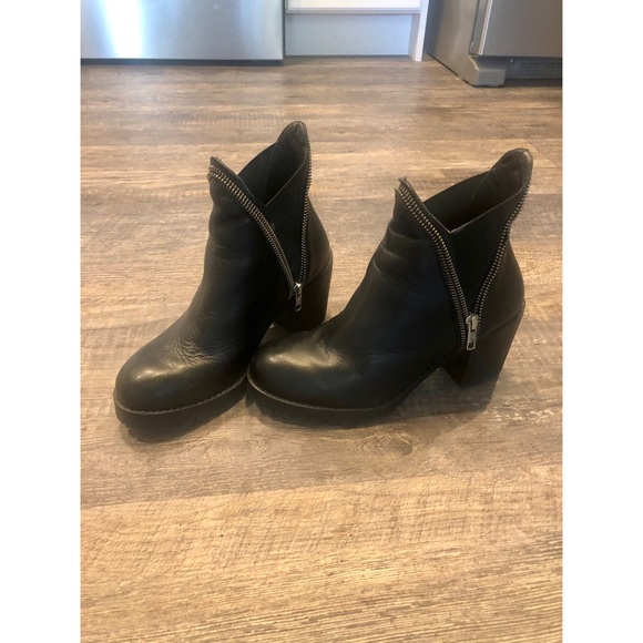 Zara zipper black chunky ankle boots 🖤 - Picture 3 of 13